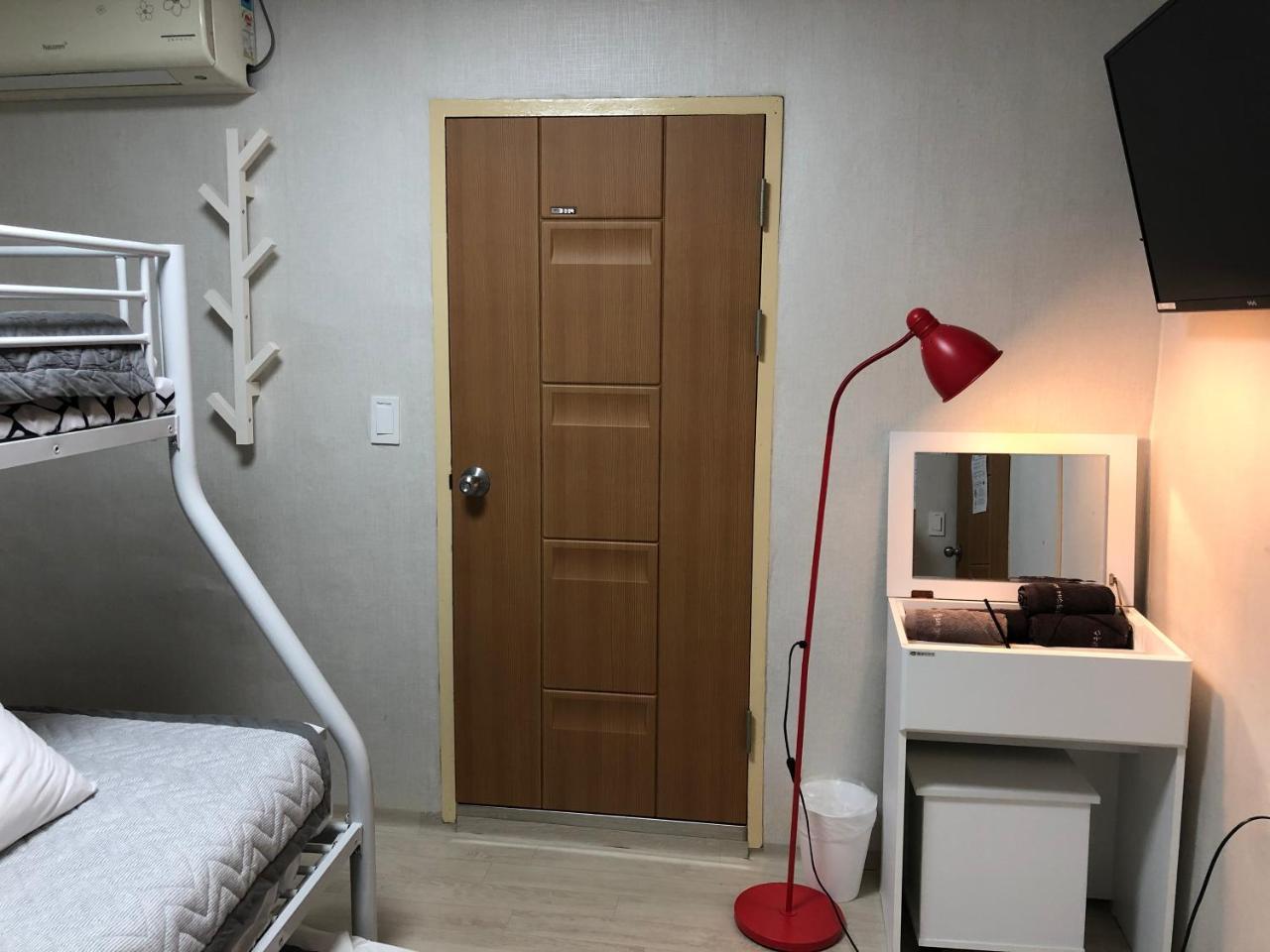 Mullae Guesthouse Seul Dış mekan fotoğraf